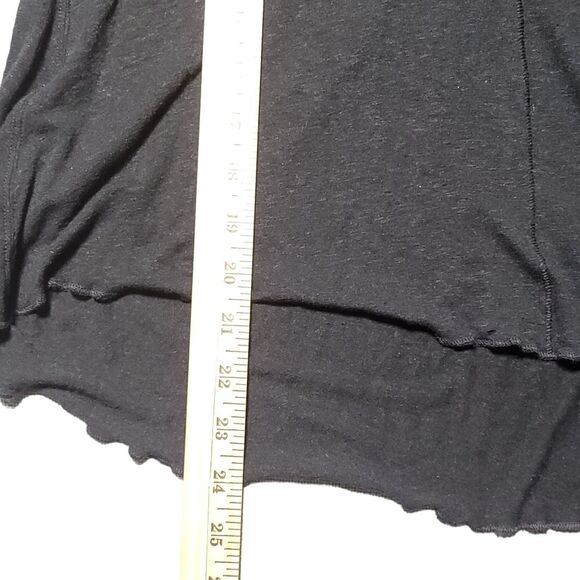 Free People Bittersweet Cold Shoulder Tee*Black* XSmall - Picture 11 of 12